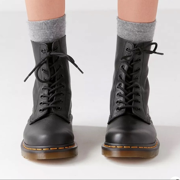 Dr. Martens Pascal Virginia 8-Eye Combat Boot S 9 - Picture 2 of 4
